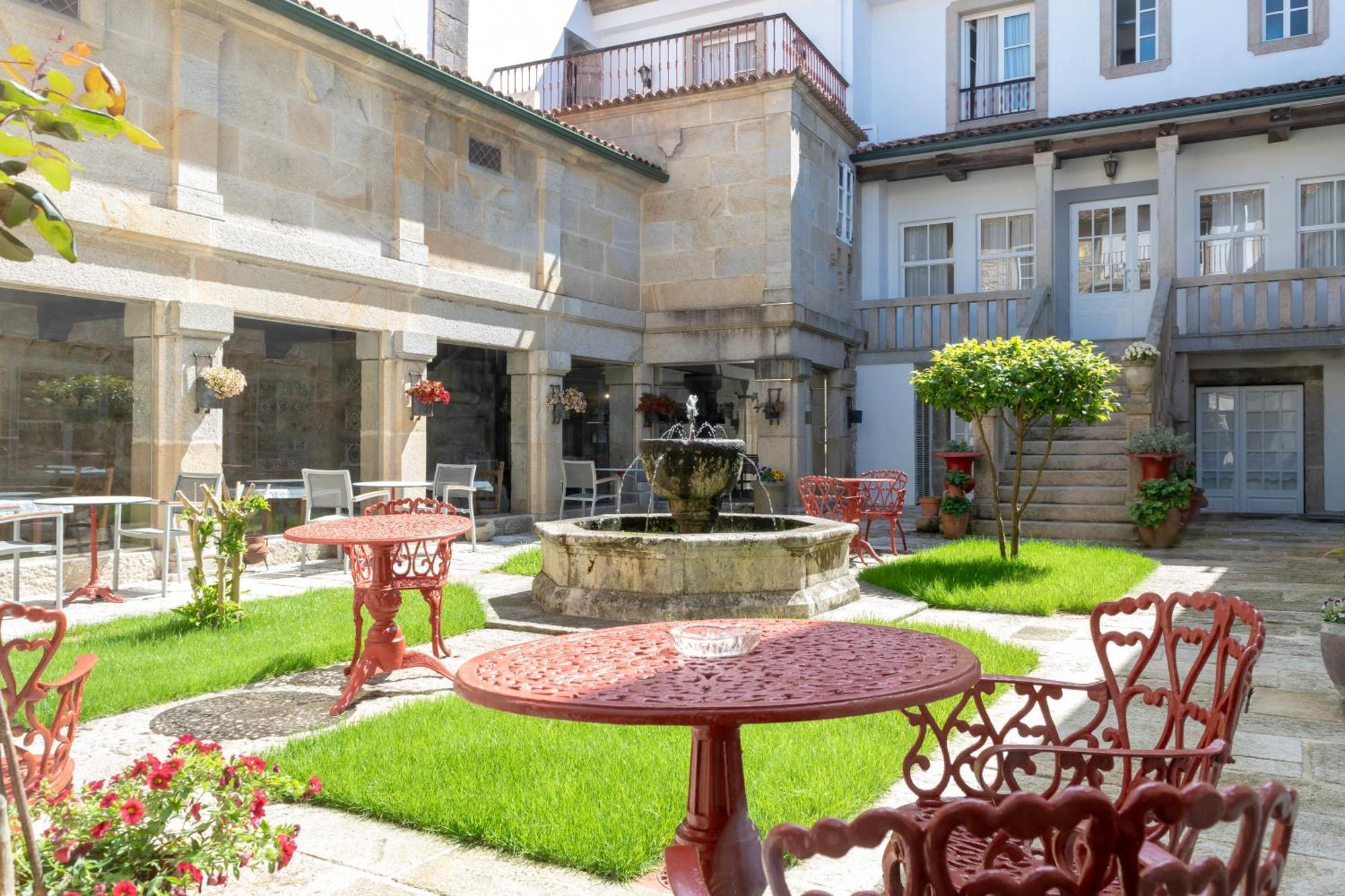 Hotel Monumento Convento De San Benito А-Гуарда Экстерьер фото